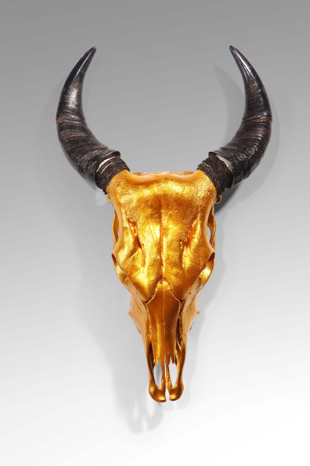 Resin sculpture Cow Skull – boho decor, handwoven and handmade in Bali