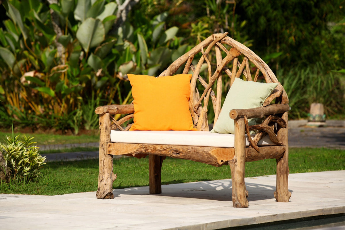 Creta Bench With Cushion & 2 Pillows
