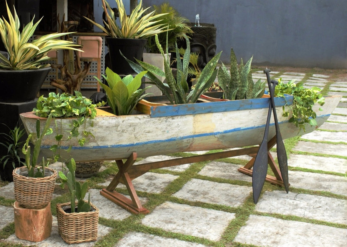 Recycled teak sculpture Dakota Boat – boho decor handcrafted in Bali by BaliSouk