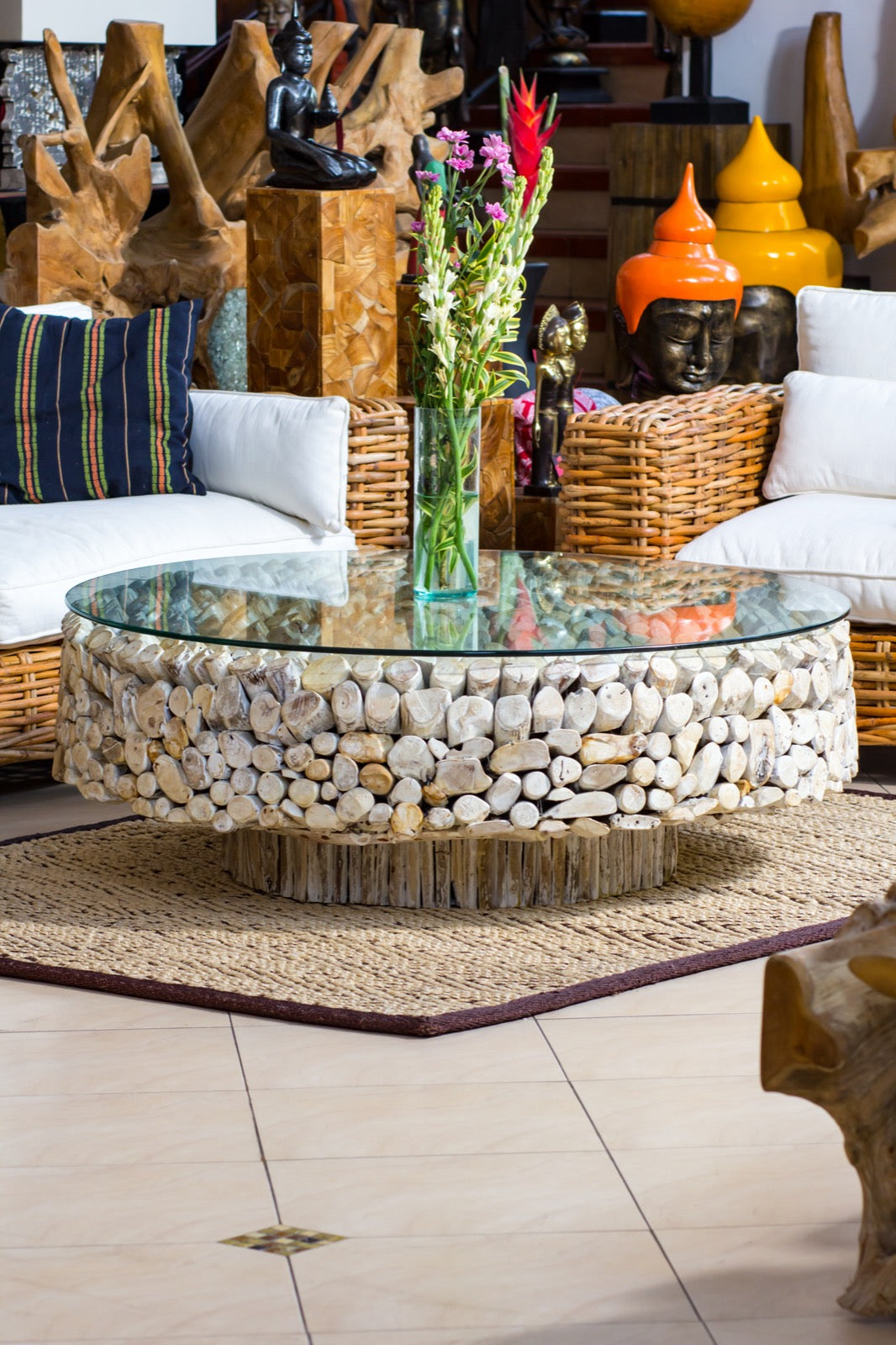Driftwood coffee table Hawaii – boho furniture, handwoven and handmade in Bali