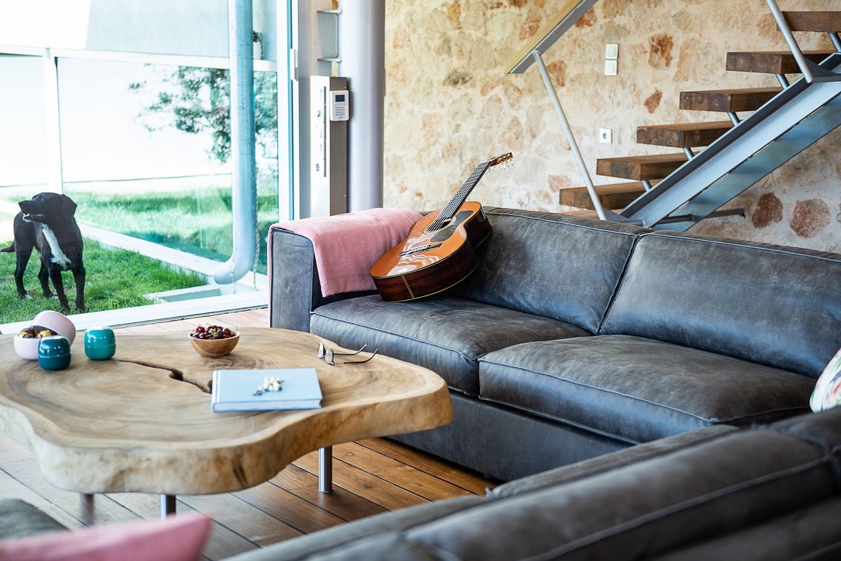 Bali Furniture – Kreta Coffee Table – The Kreta Coffee Table offers a calm, co