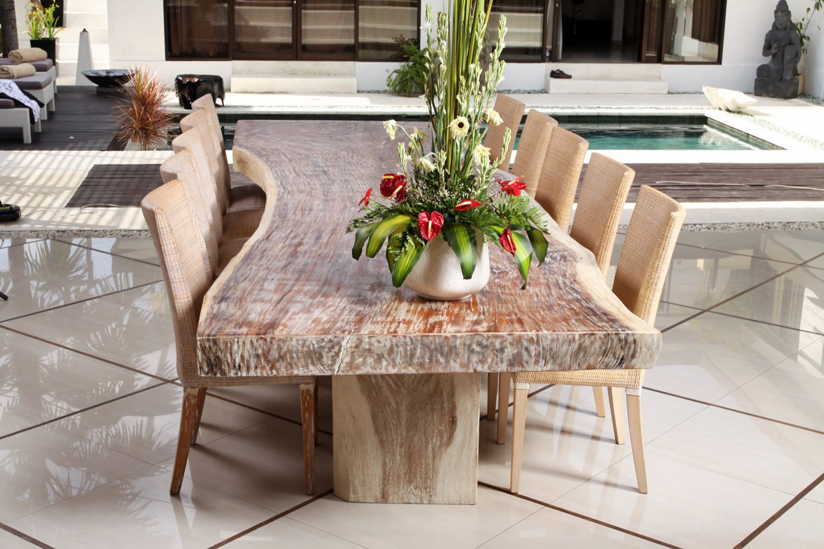Raha dining table by BaliSouk – boho furniture made in Bali
