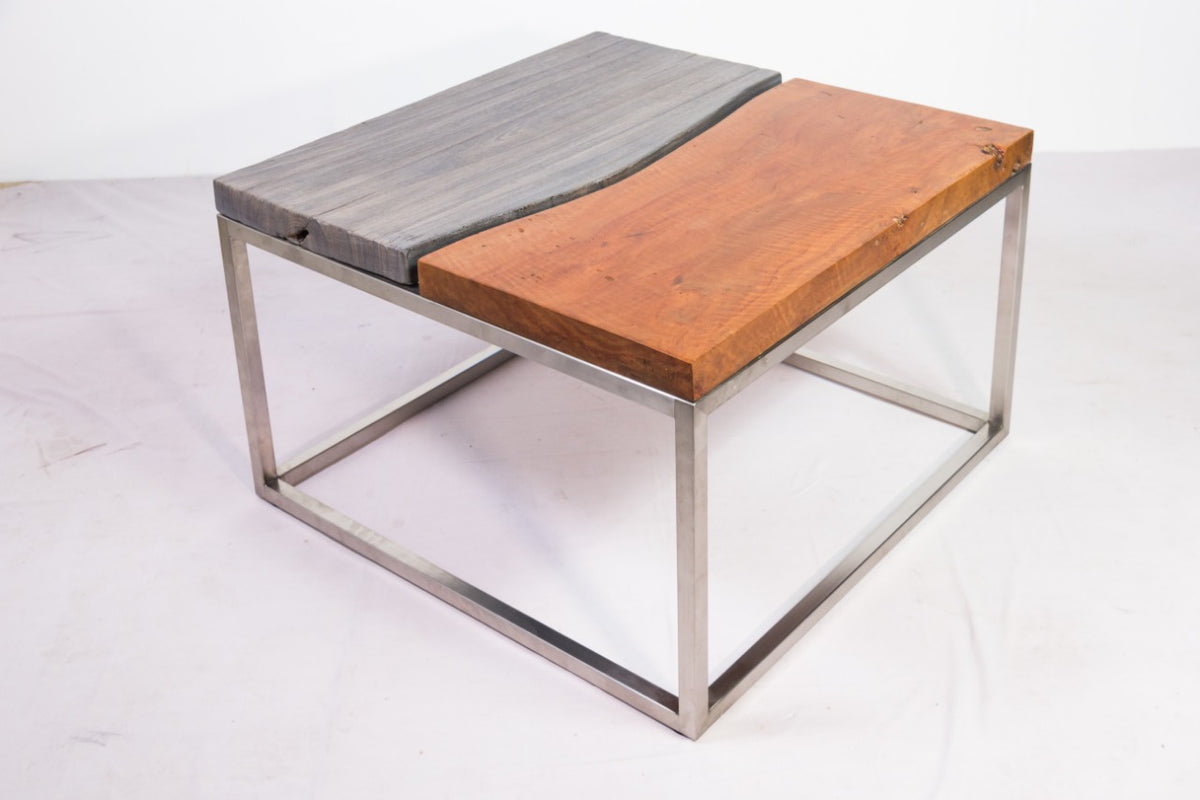 Suar wood coffee table Picasso – boho furniture, handwoven and handmade in Bali