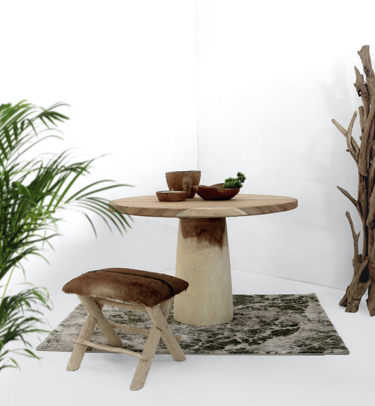 Boho suar wood side table Doha Round Natural with oil, handcrafted in Bali