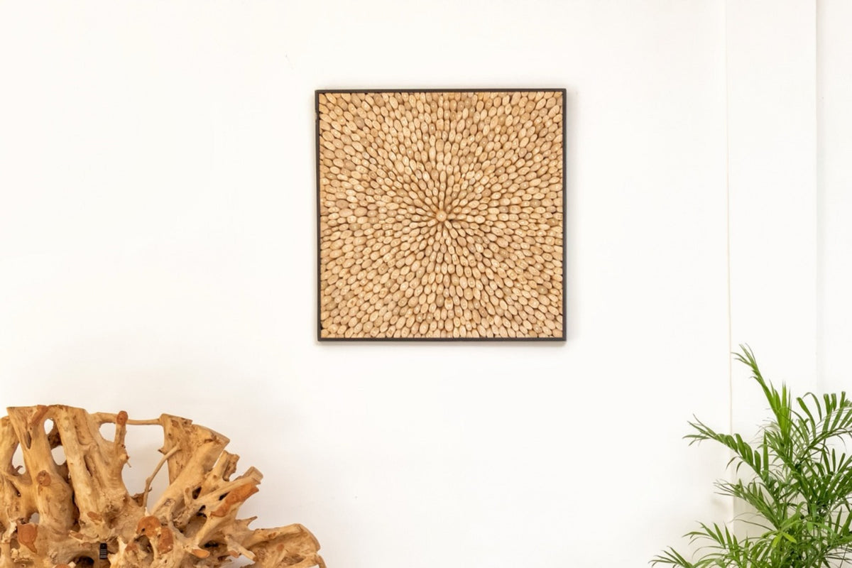 Focus Square Wall