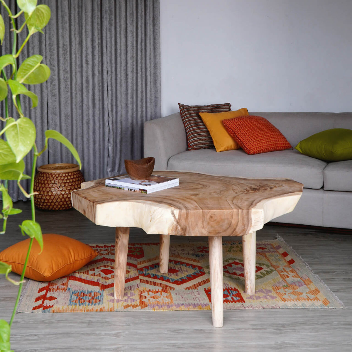 Dompu Coffee Table 116