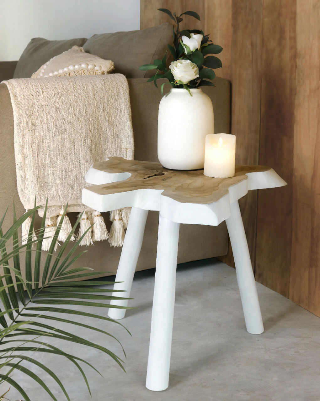 Chania Root Side Table White With 3 Legs - Kd With Metal Plate
