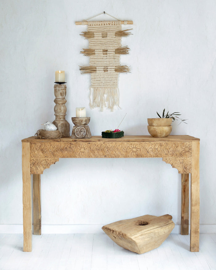 The Mumbai console table – natural materials, boho furniture handmade in Bali