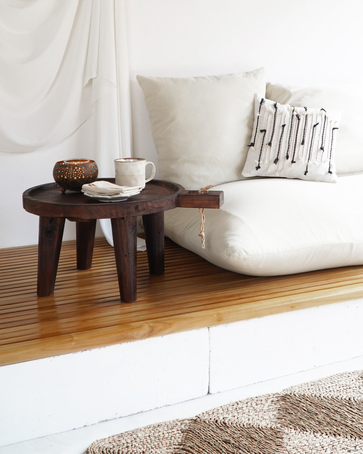 Alor Round Side Table