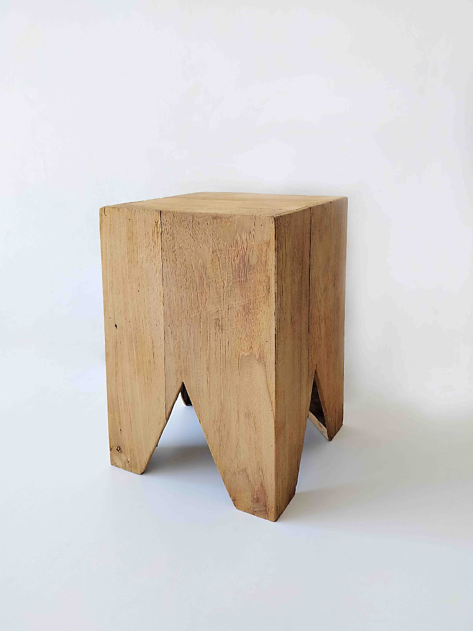 Alam Stool B