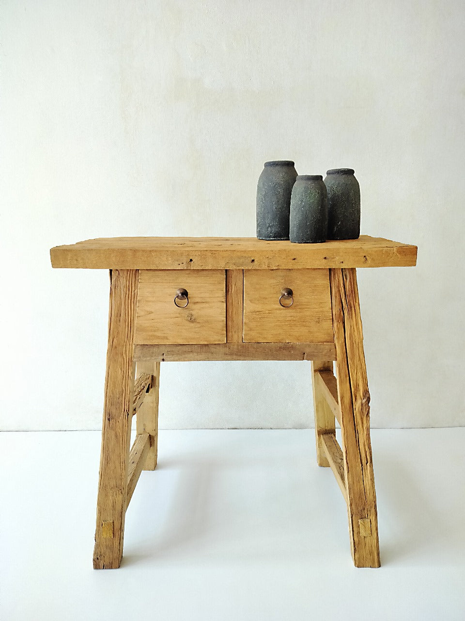 Bugis Drawer side table in natural materials – handmade boho furniture from Bali