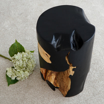 Gianti stool in natural materials – handmade boho furniture from Bali