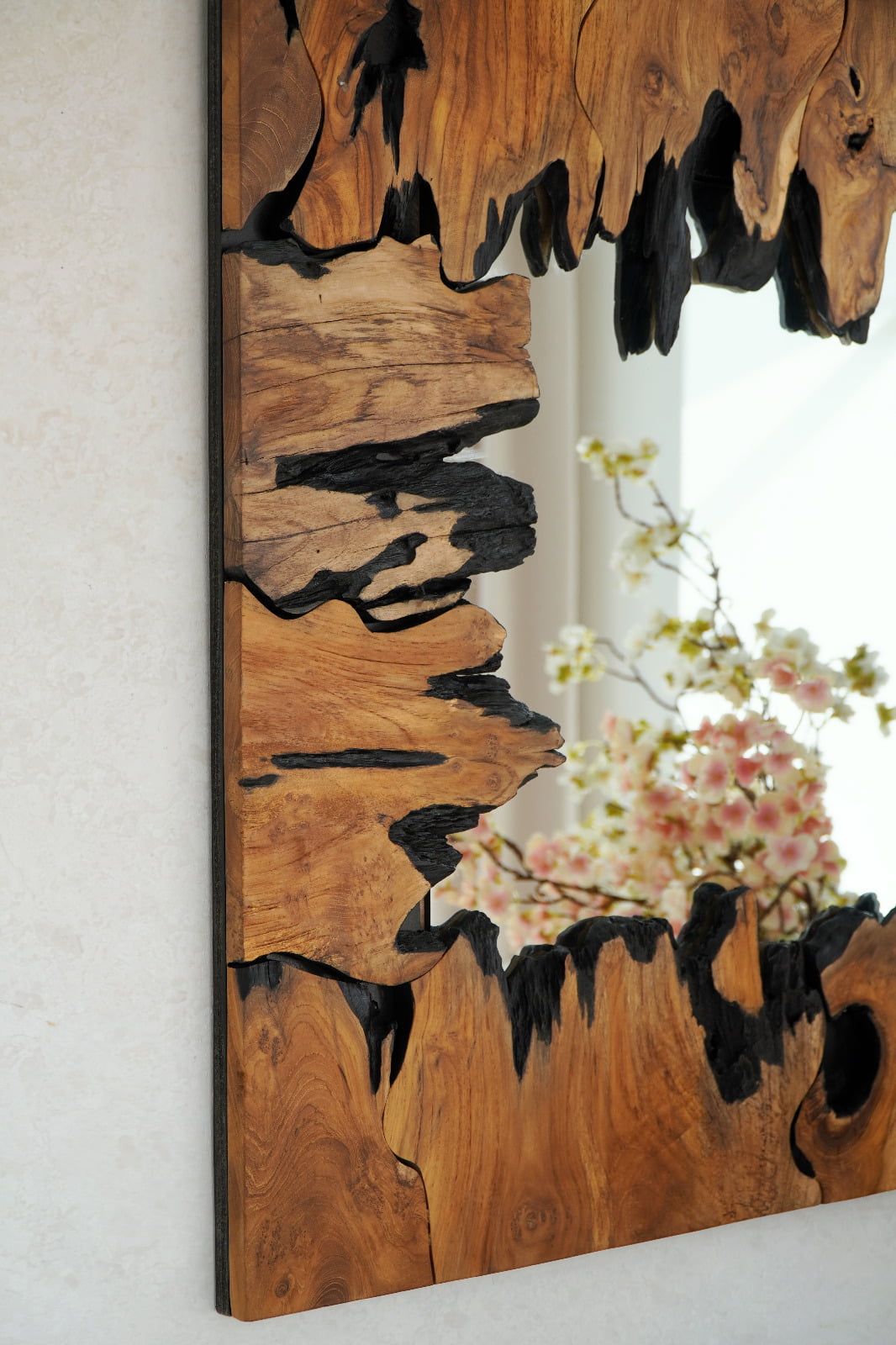 Teak mirror Julius Waterfall – boho decor, handwoven and handmade in Bali