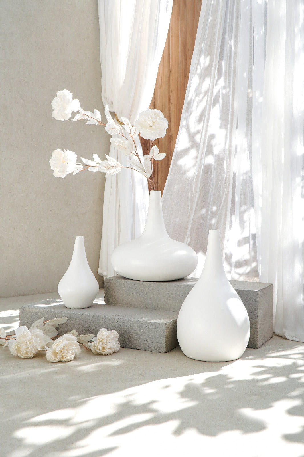 Gerard vase in natural materials – boho decor by BaliSouk