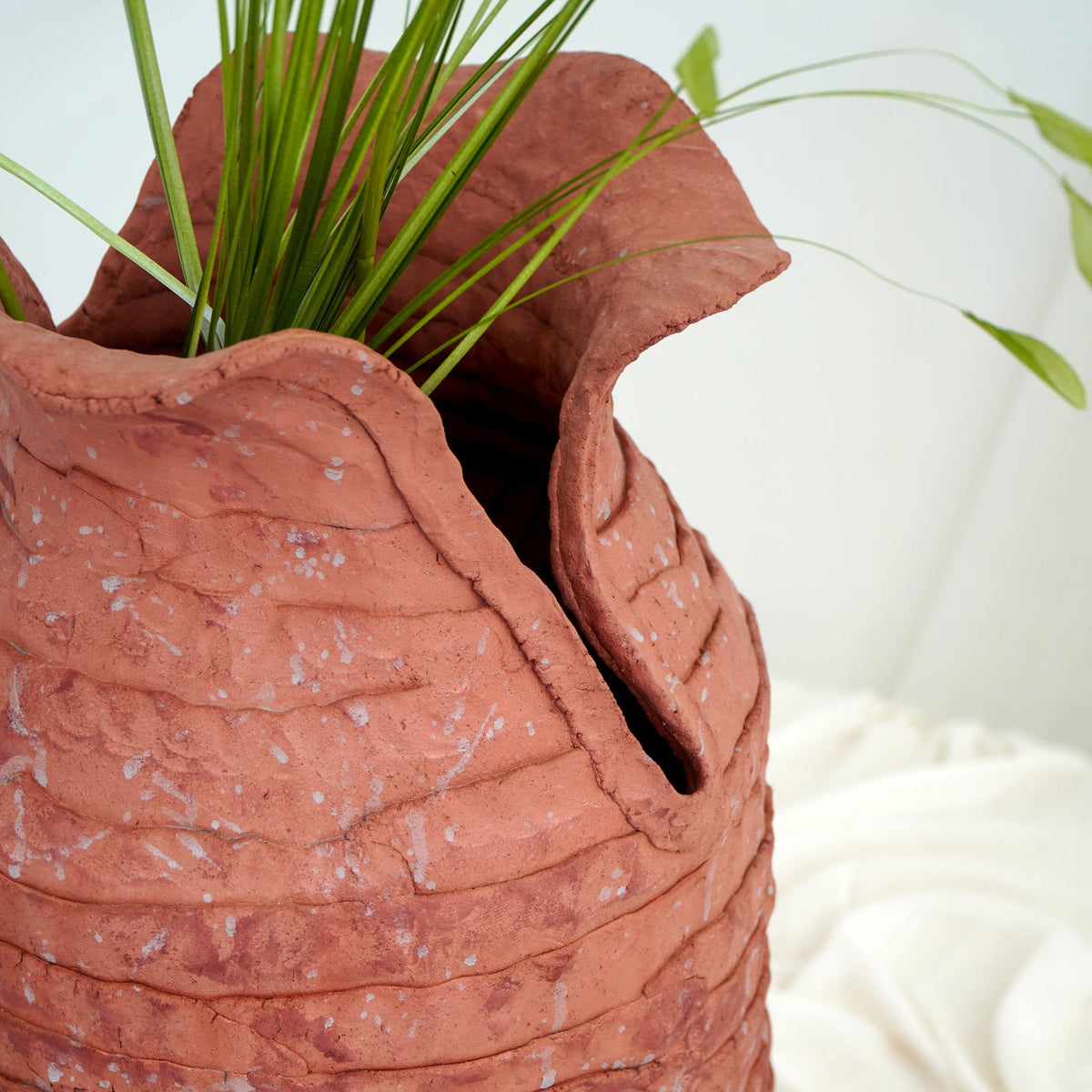 Vanna pot, boho decor handmade by Balinese artisans