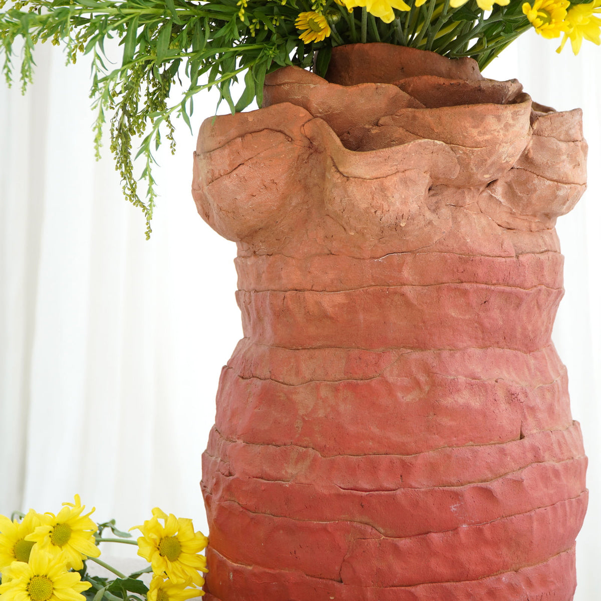 Terracotta pot Baina – boho decor, handwoven and handmade in Bali