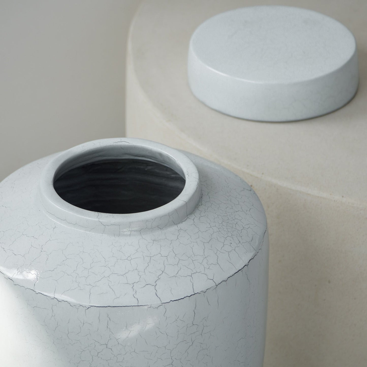 Bali Furniture – Mateo Vase With Lid