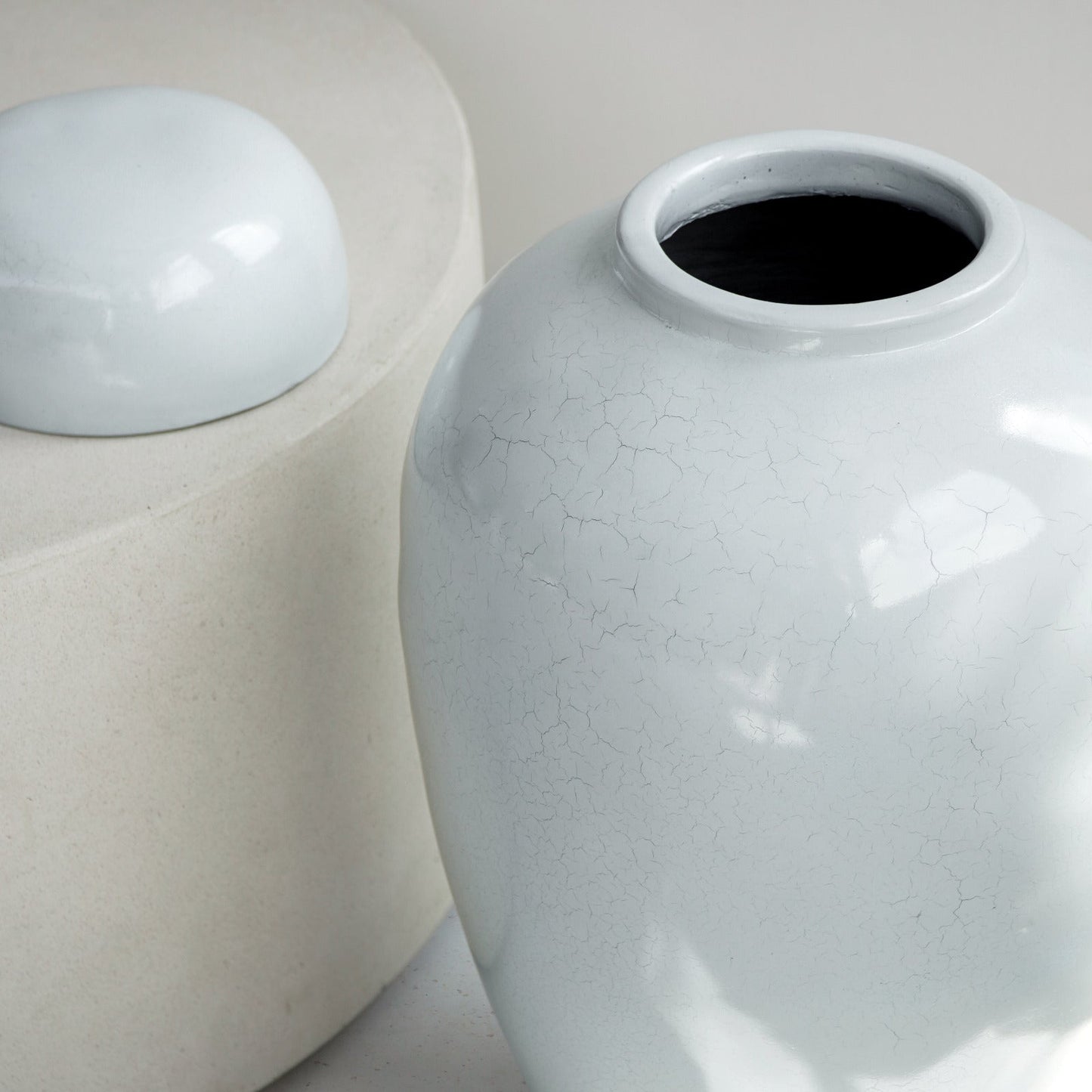 Bali Furniture – Mateo Vase With Lid