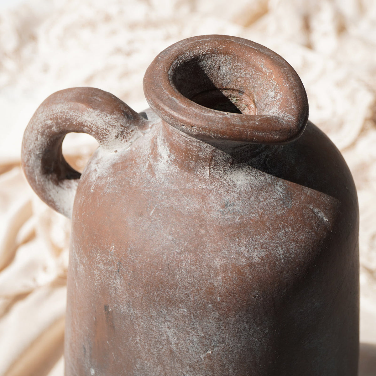 Chiyo vase by BaliSouk – boho decor made in Bali