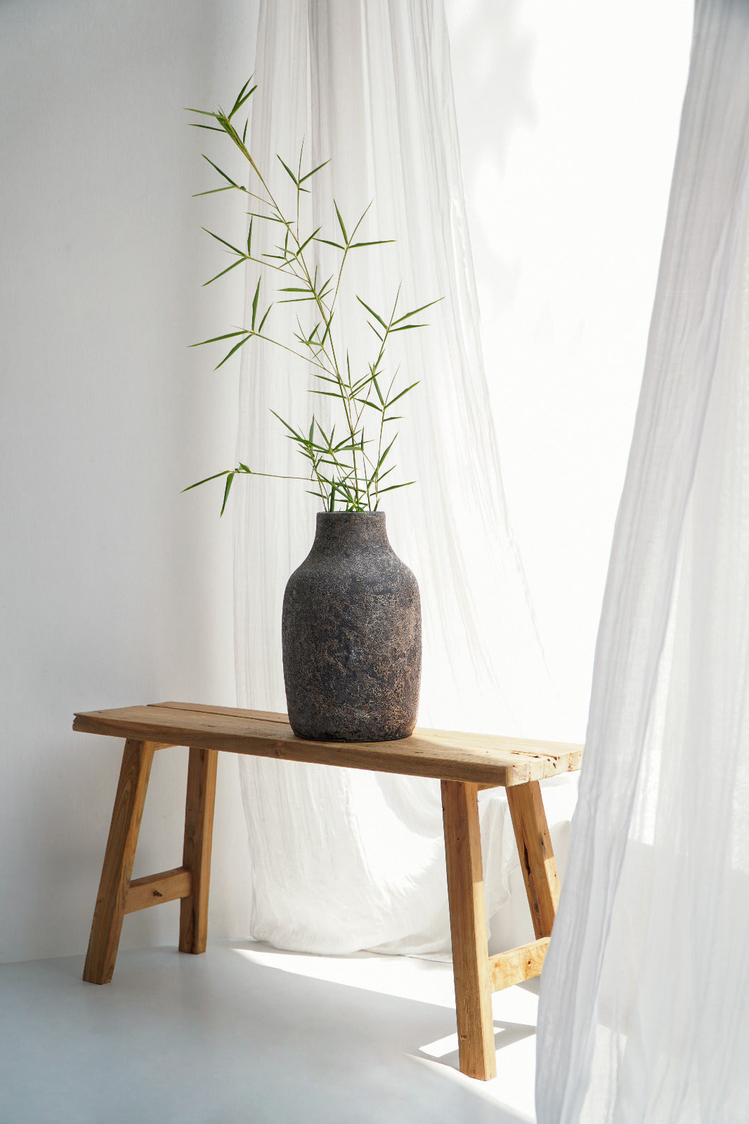 The Hanny vase – natural materials, boho decor handmade in Bali