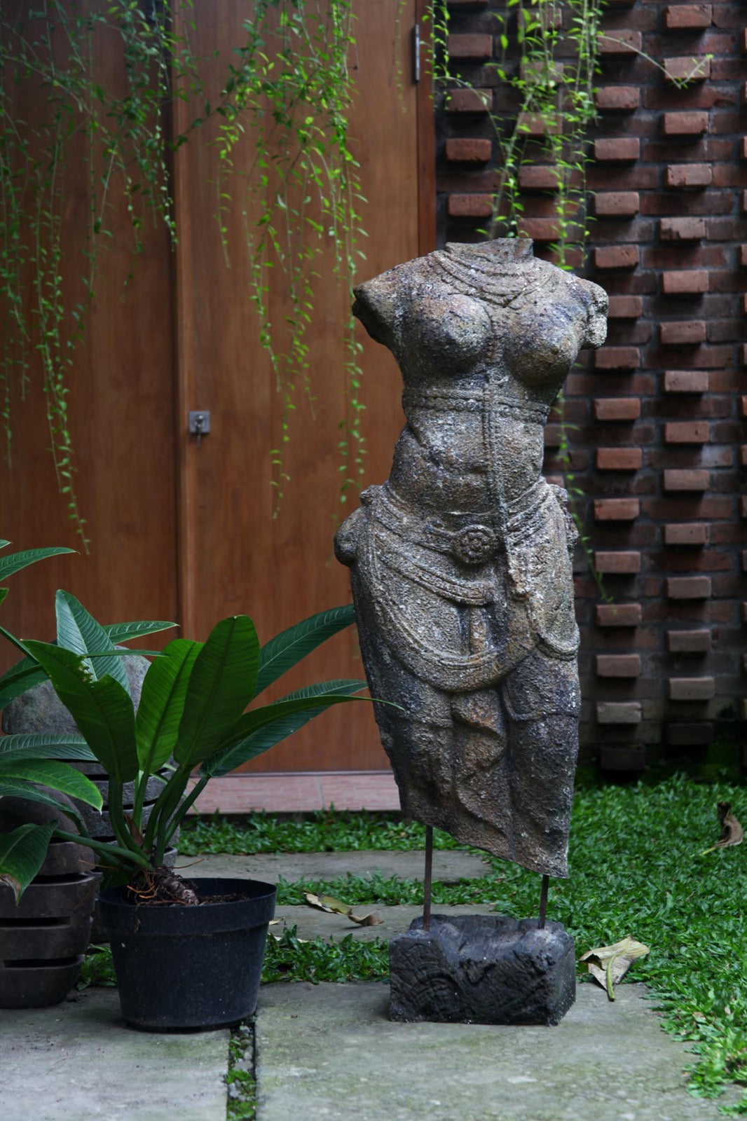 Handmade concrete sculpture – the Javanese Female Torso, boho decor made in Bali