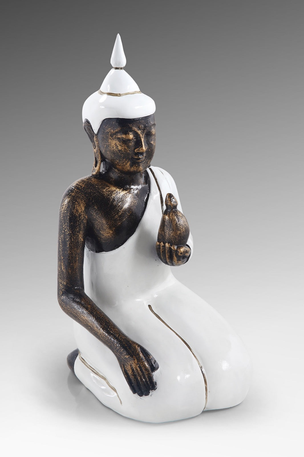 Suar wood sculpture Sitting Buddha – handmade in Bali, boho style