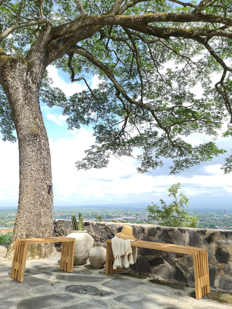Linea bench in natural materials – boho furniture by BaliSouk