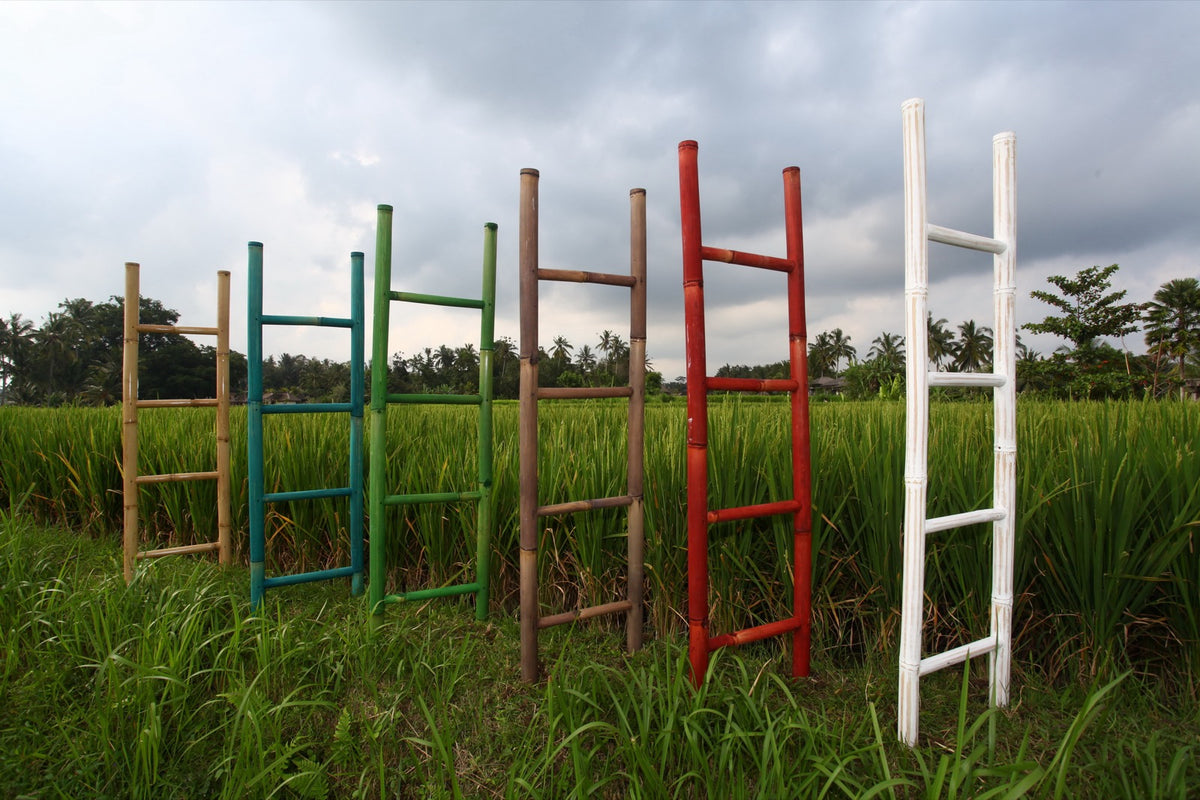 Bamboo Ladder ladder shelf in natural materials – handmade boho furniture from Bali