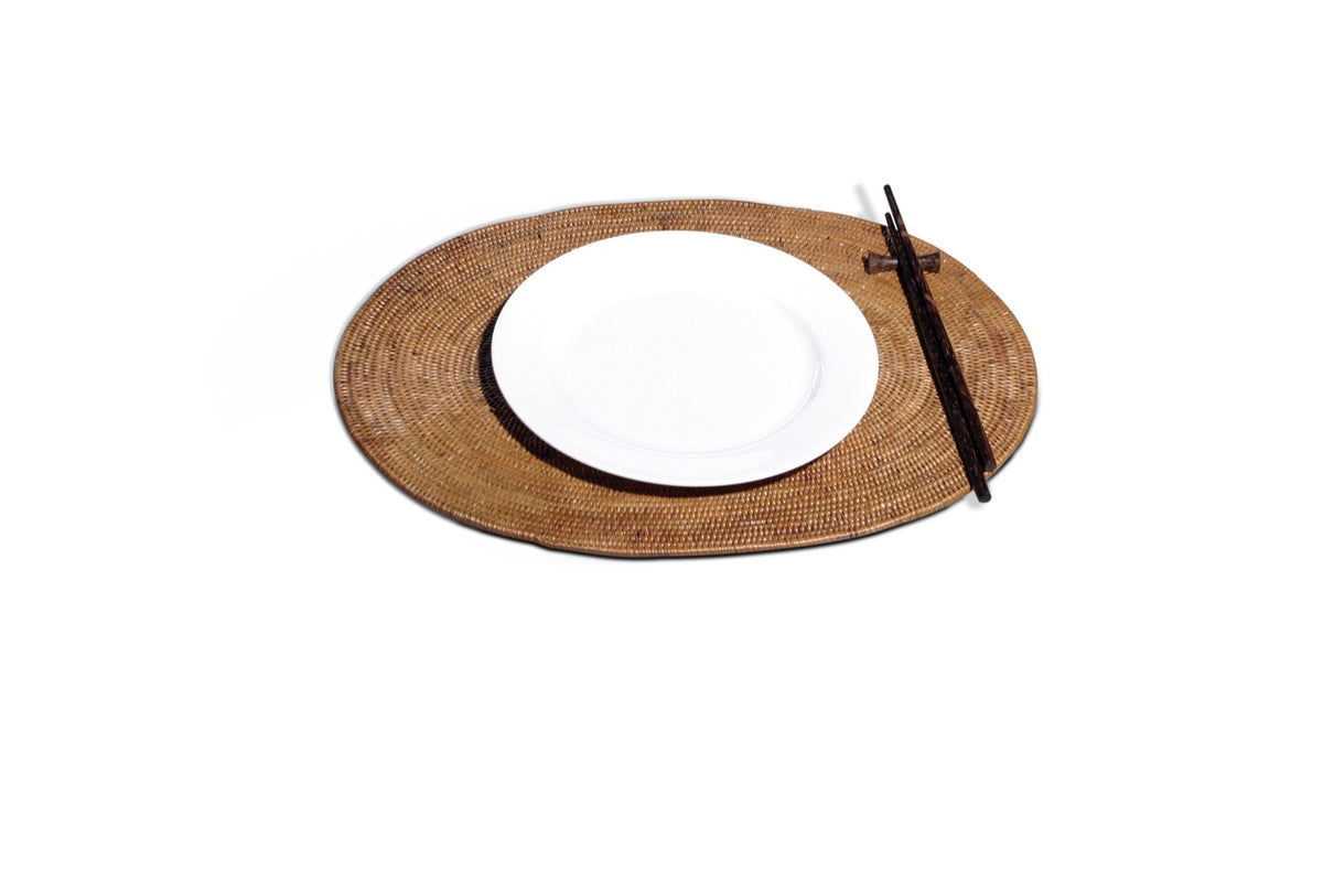 Lombok placemat in natural materials – handmade boho decor from Bali