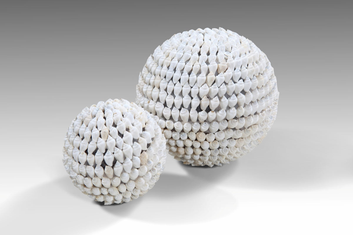Shella Ball decorative piece in natural materials – handmade boho decor from Bali