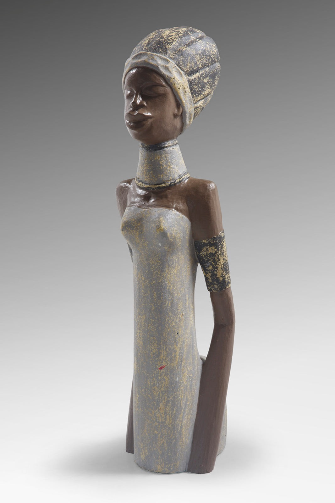 African Lady sculpture in natural materials – handmade boho decor from Bali