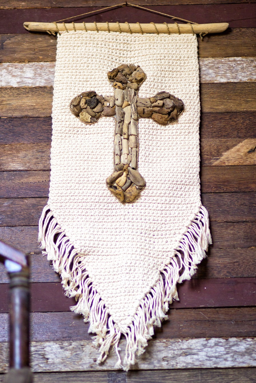 Cross Wall Deco