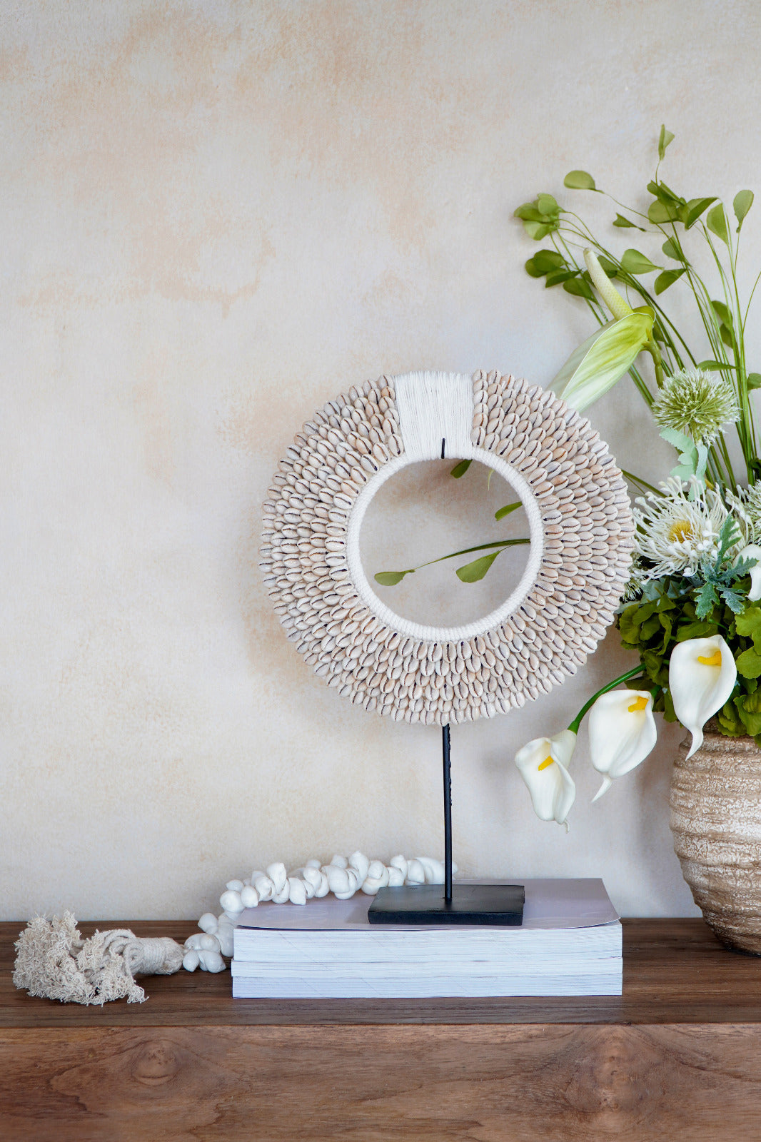 Bali Furniture – Shella Deco On Stand – Shella Deco On Stand brings a refined Ba