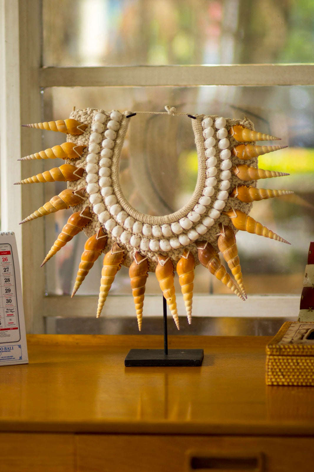 Shell decorative stand Shell – boho decor, handwoven and handmade in Bali