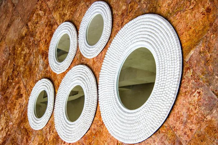 The Agoda mirror – natural materials, boho decor handmade in Bali
