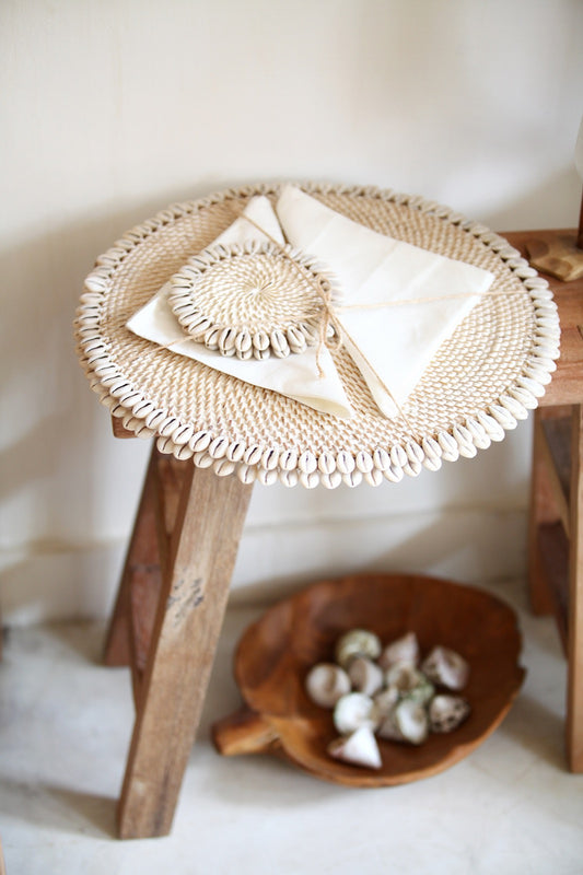 Boho rattan and shell coaster Round, crafted by hand in Bali