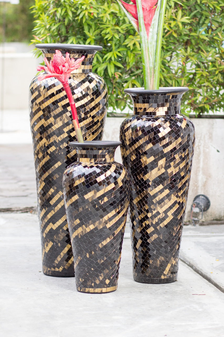 The Mosaic vase – natural materials, boho decor handmade in Bali