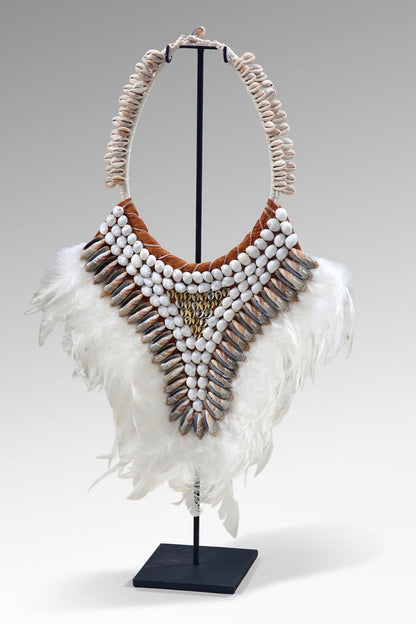 Gayo Necklace decorative stand by BaliSouk – boho decor made in Bali