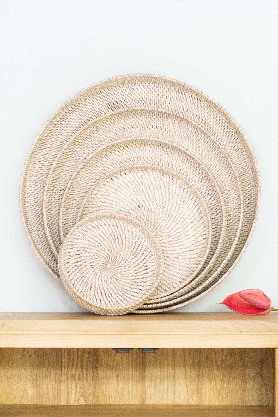 Wicker Round Tray Set Of Five