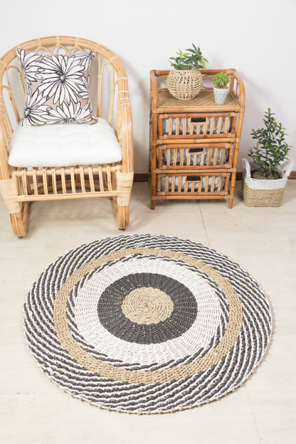 Nicola rug by BaliSouk – boho decor made in Bali