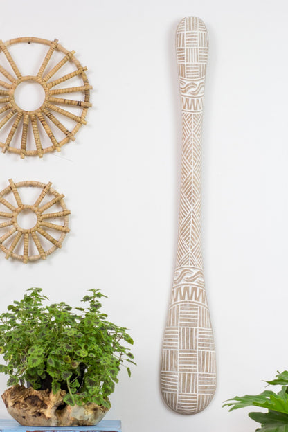 Mango wood decorative paddle Timor – boho decor, handwoven and handmade in Bali