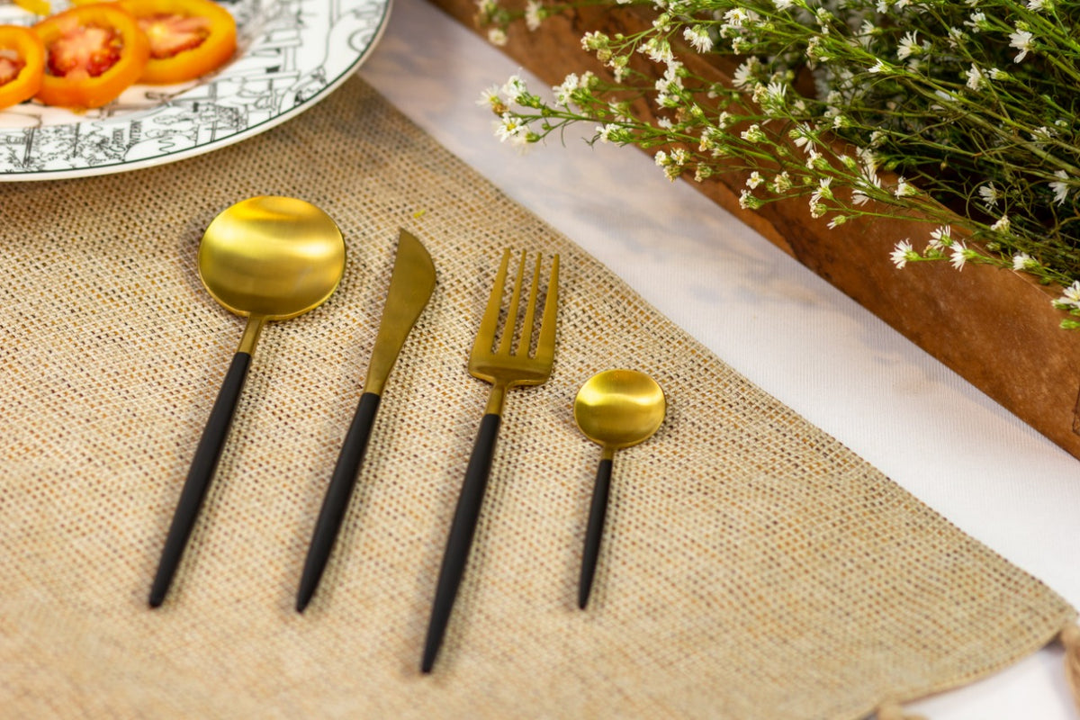 Stainless steel cutlery set Cutlery Set 4 – boho decor, handwoven and handmade in Bali