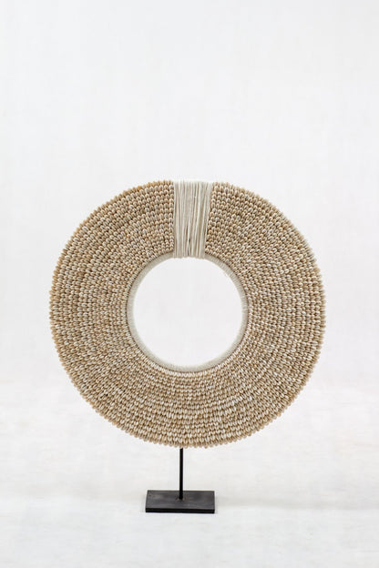 Shell decorative stand Shell – boho decor, handwoven and handmade in Bali