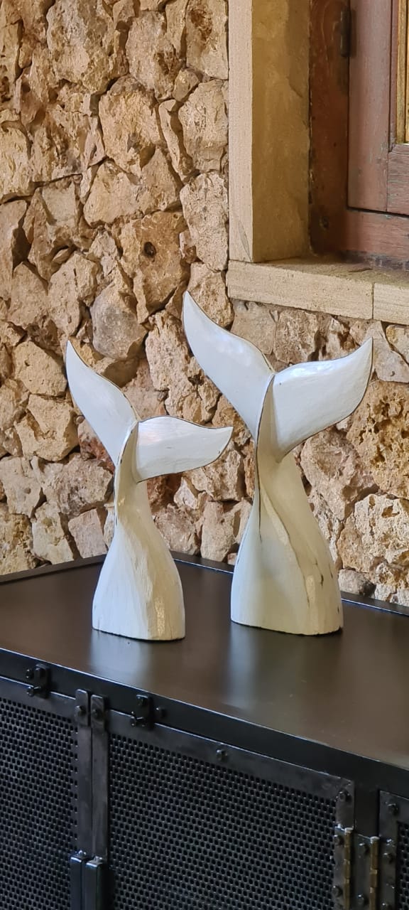 Albasia wood sculpture – Fish Tail – boho decor handmade in Bali by BaliSouk