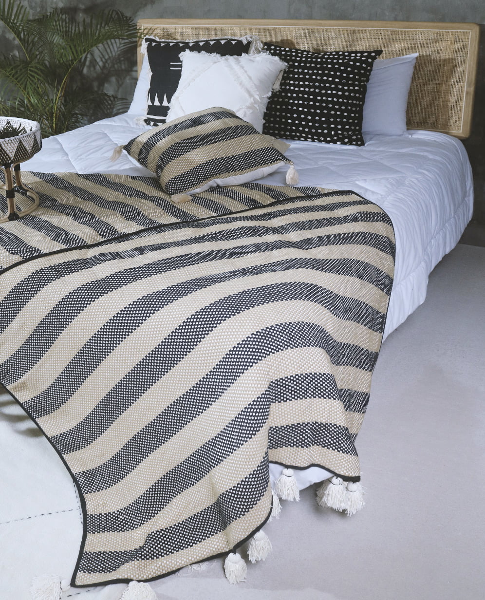 Cotton throw – Blanket – boho decor handmade in Bali by BaliSouk