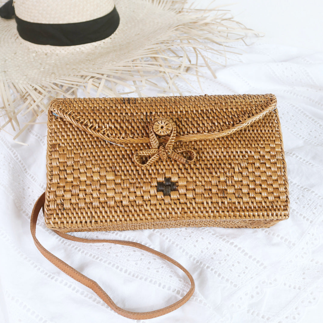 Lombok Bag – natural materials handbag, boho decor from Bali