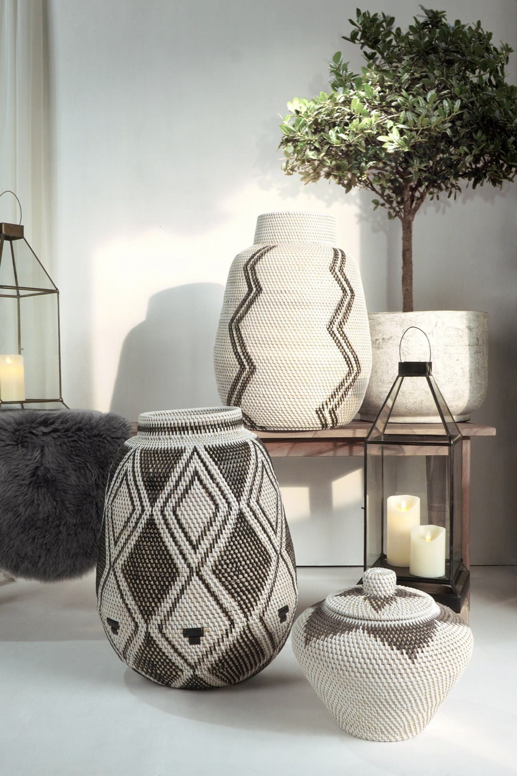 Synthetic rattan vase African – boho decor, handwoven and handmade in Bali