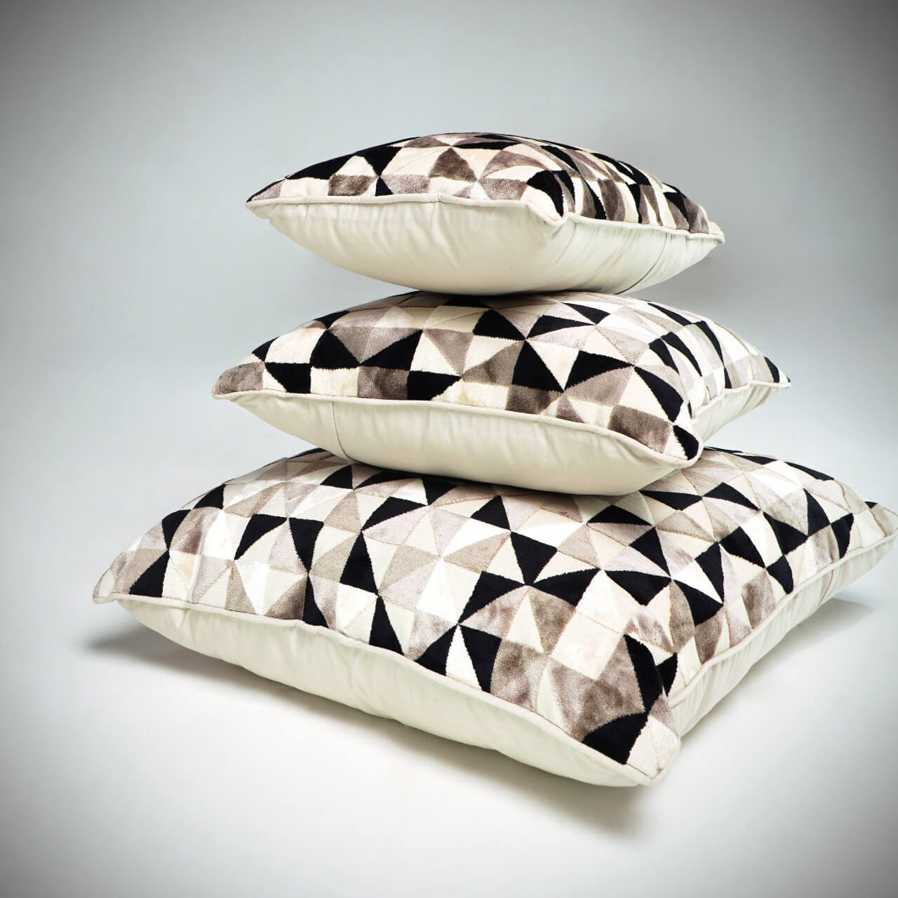 Triangle Motif Pillow  Set With Filler  