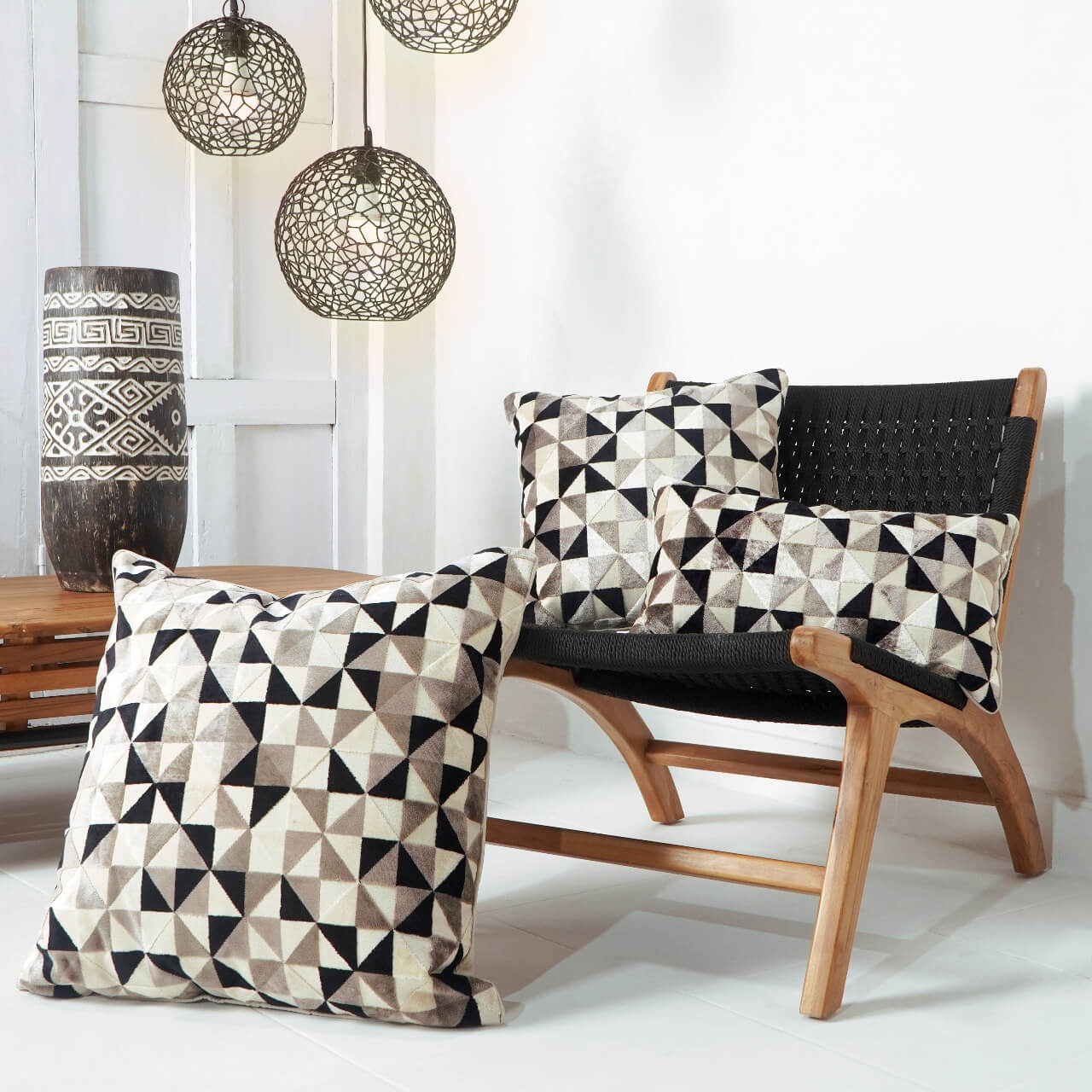 Triangle Motif Pillow  Set With Filler  