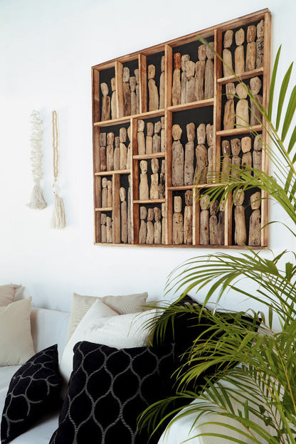 Bali Furniture – Family Wall Deco – The Family Wall Deco introduces an effor